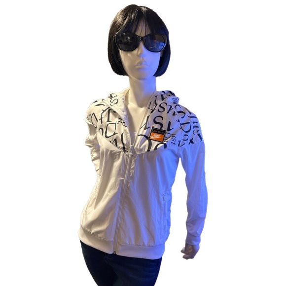 Nike "Just Do It" Black& White Windbreaker Zip Jacket, Youth XL / Women's Small - Picture 2 of 6